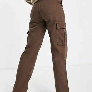 Stradivarious Straight Leg Cargo Trouser - SZ 2